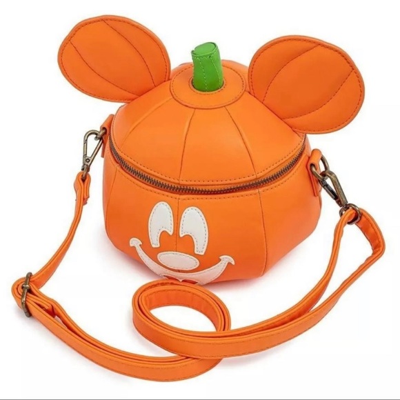 Mickey jack-o-lantern pumpkin glow in the dark crossbody 🎃 - Picture 5 of 6